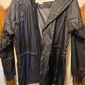 Columbia rain jacket/windbreaker